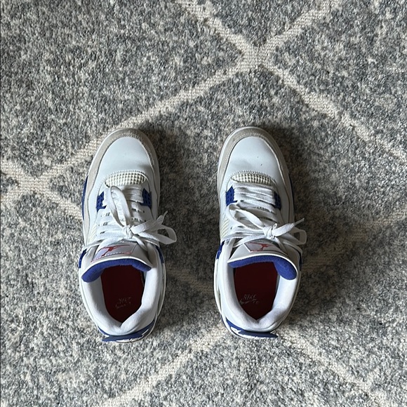 Air Jordan 4 Retro White Blue Sneakers - Picture 3 of 5